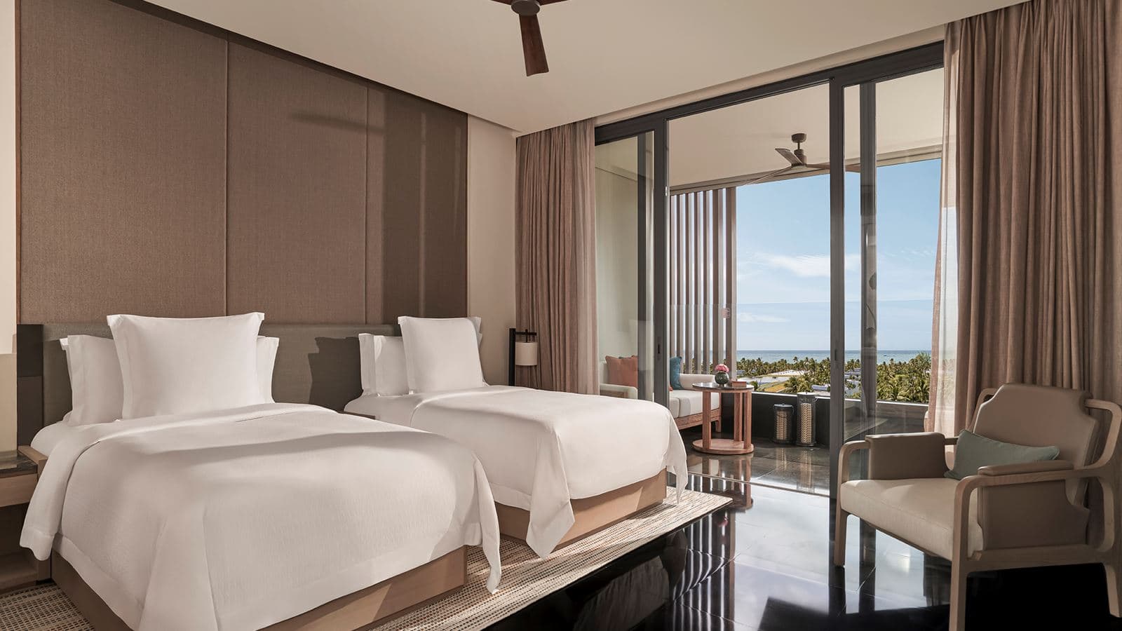rooms-king-sky-pool-villa