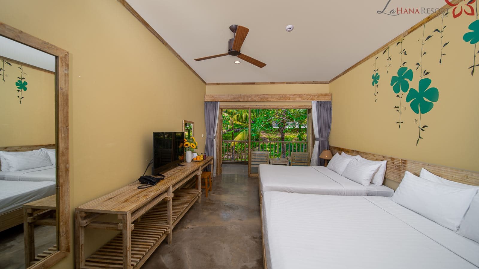 rooms-deluxe-family-with-gardenview