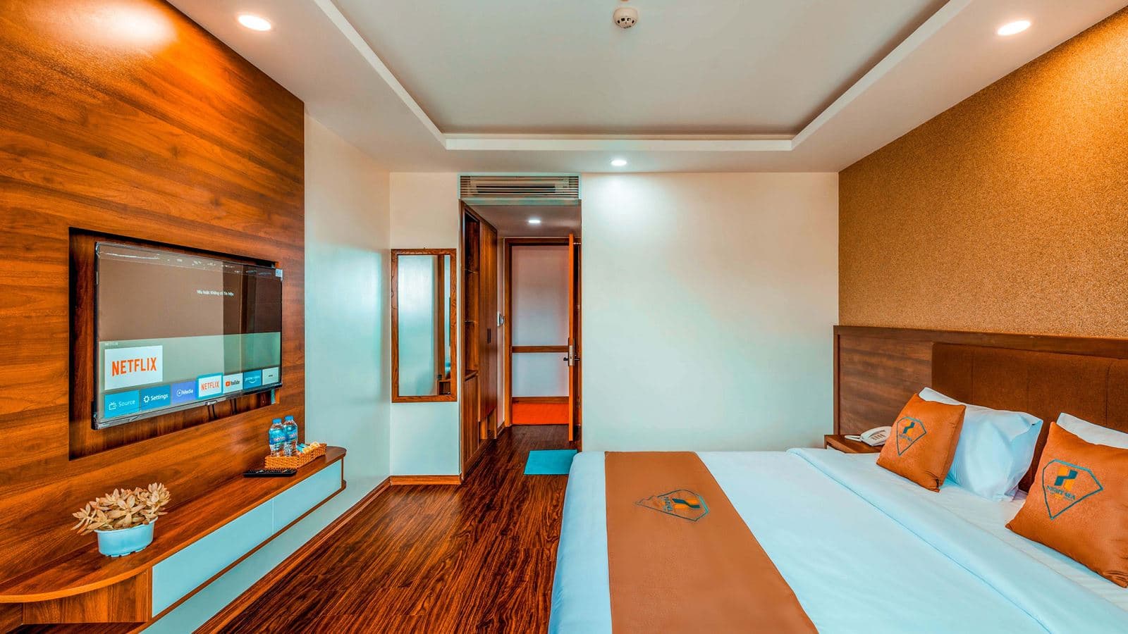 rooms-deluxe-garden-view-with-balcony