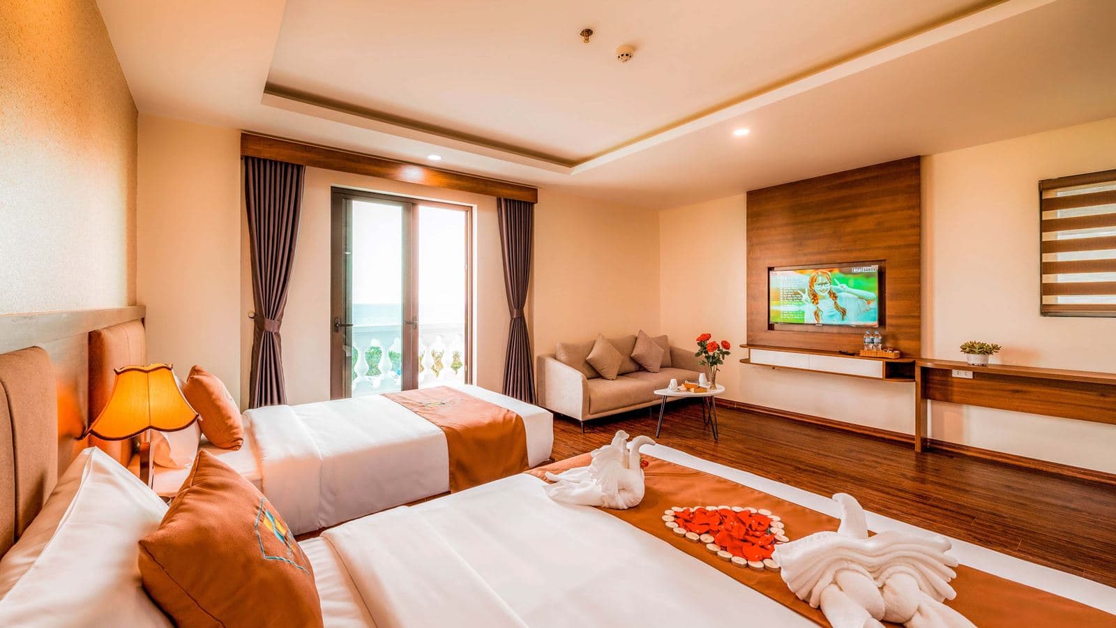 rooms-suite-ocean-view-with-window