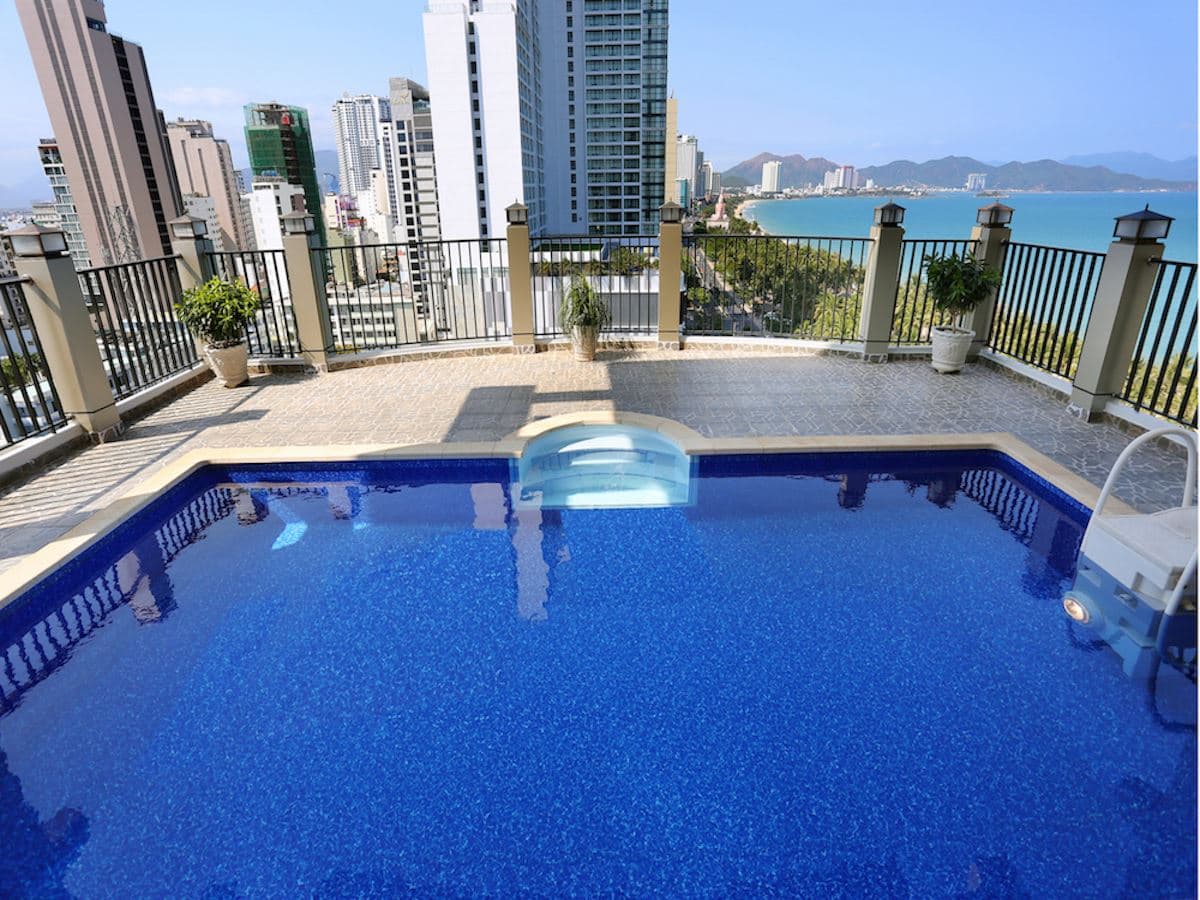 pools-indoor-pool