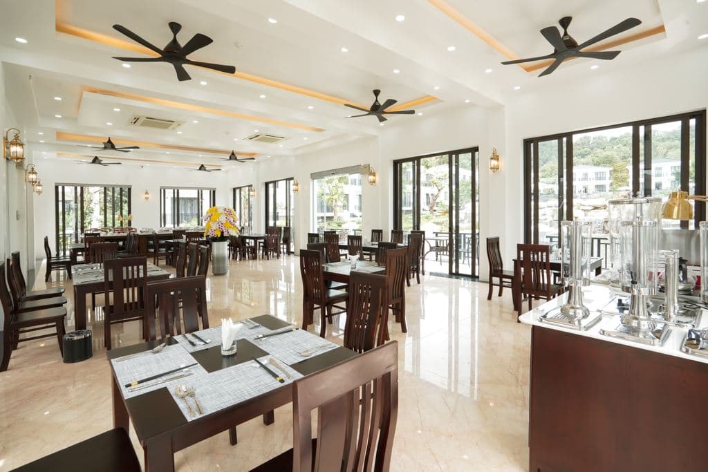 restaurants-restaurants