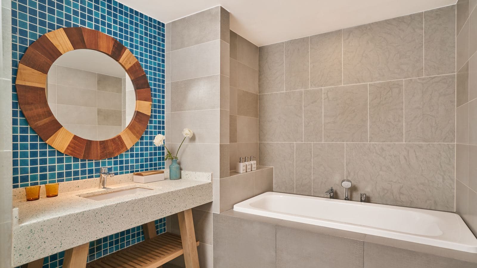 rooms-rock-suite