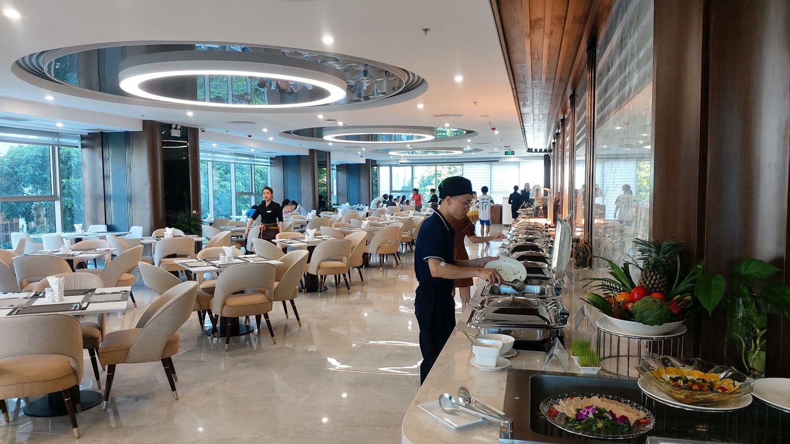 restaurants-stellar-restaurant
