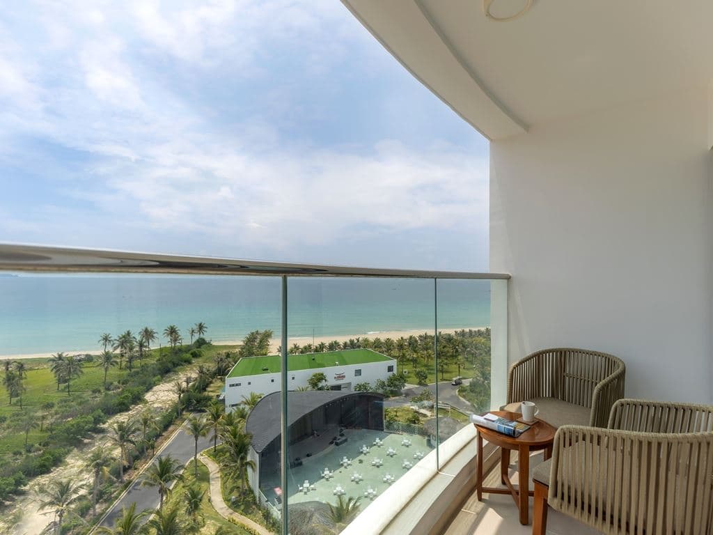rooms-grand-ocean-view