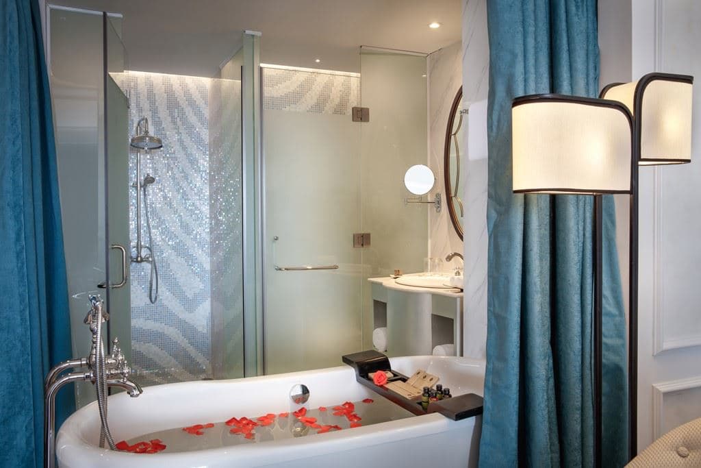 rooms-royal-deluxe