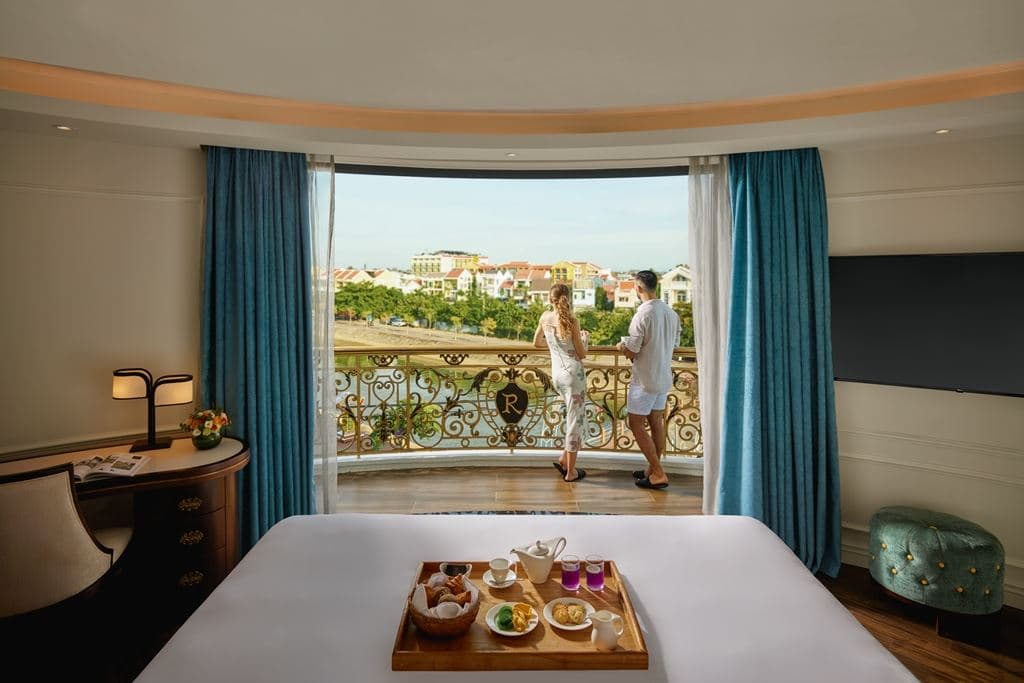 rooms-deluxe-suite