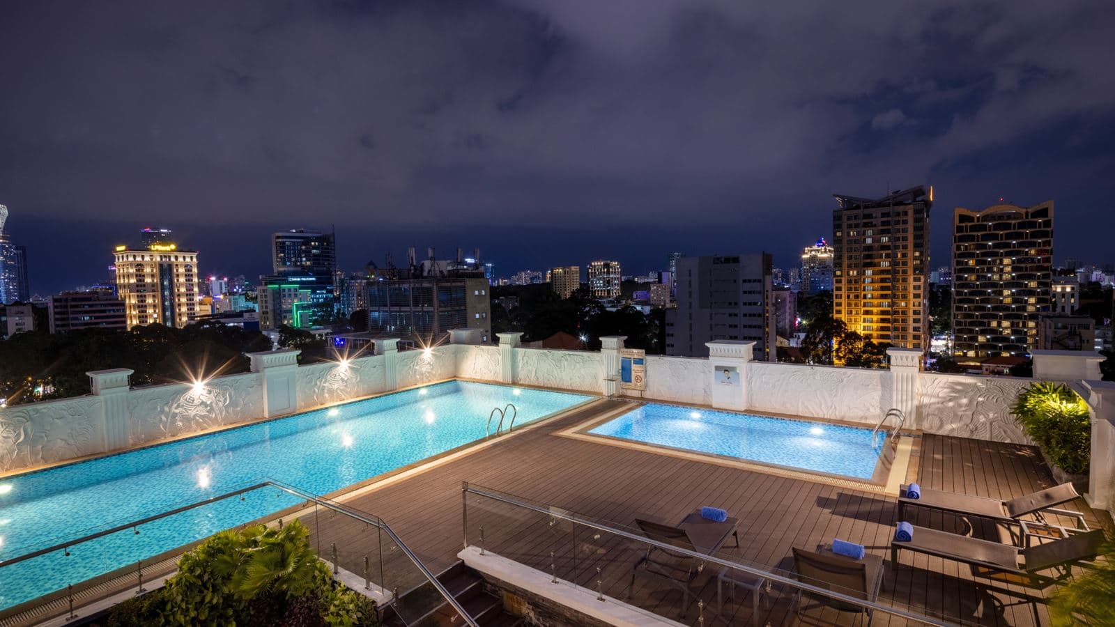 pools-outdoor-pool