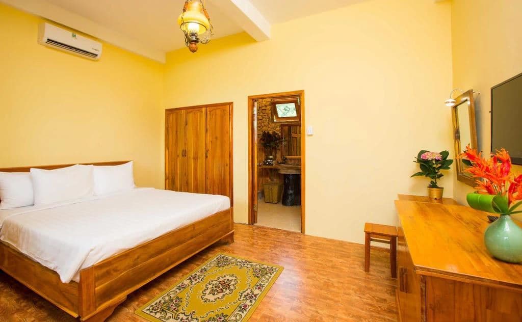 rooms-superior-double-with-balcony
