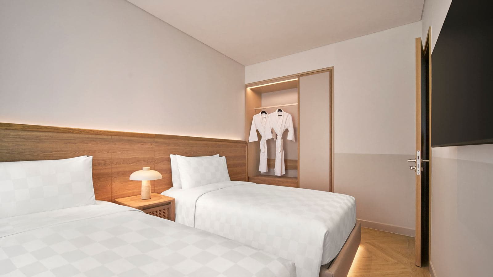 rooms-2bedroom-balcony-residences-garden-pool