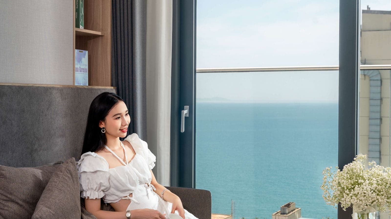 rooms-premier-sea-view-with-balcony-no-extra-bed