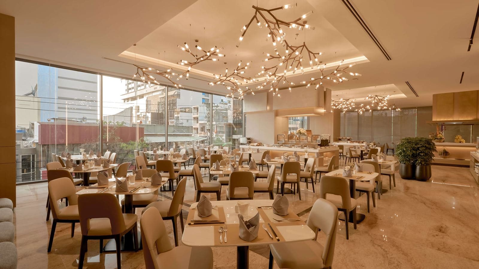 restaurants-lux-restaurant