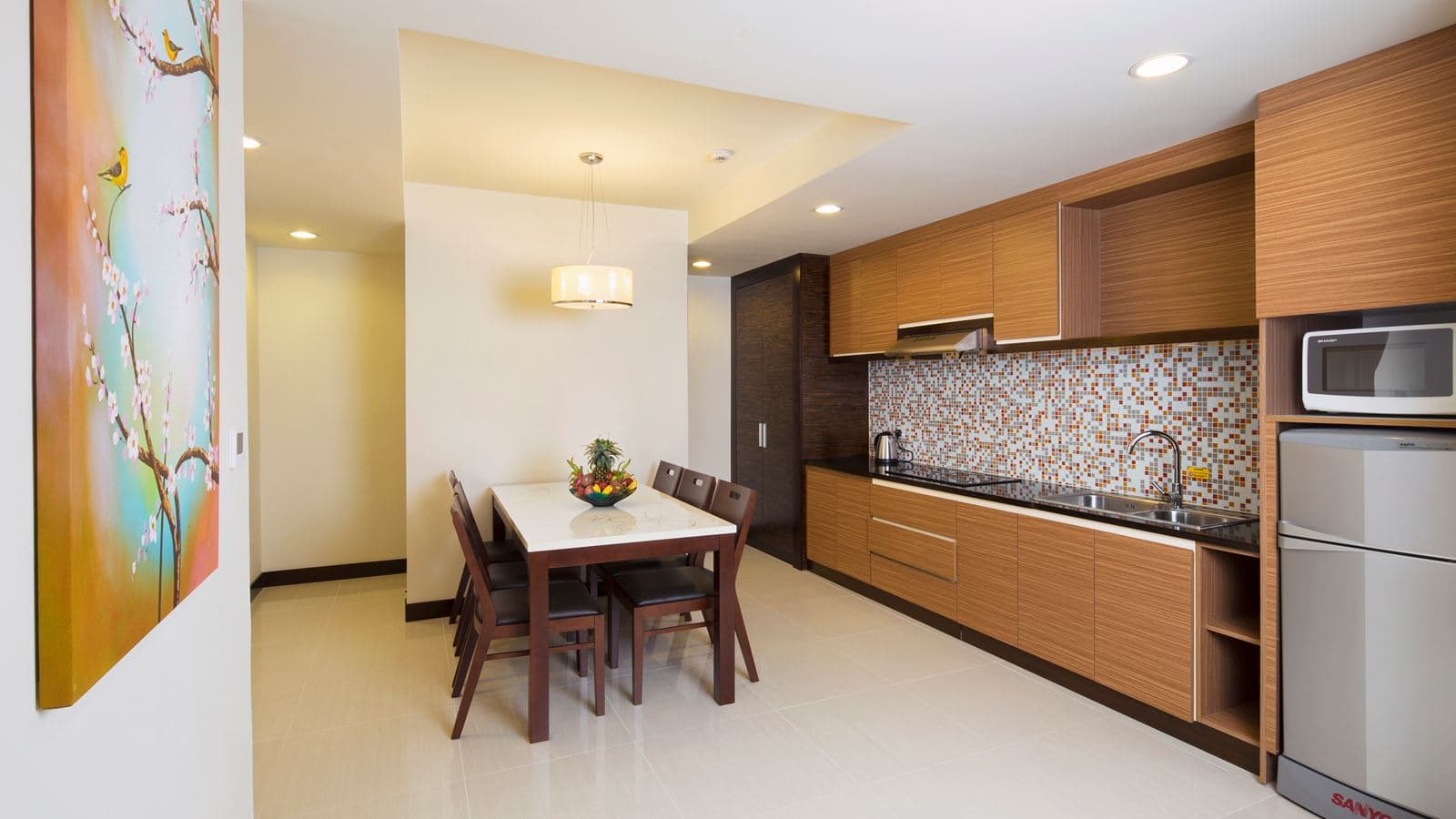 rooms-club-suite