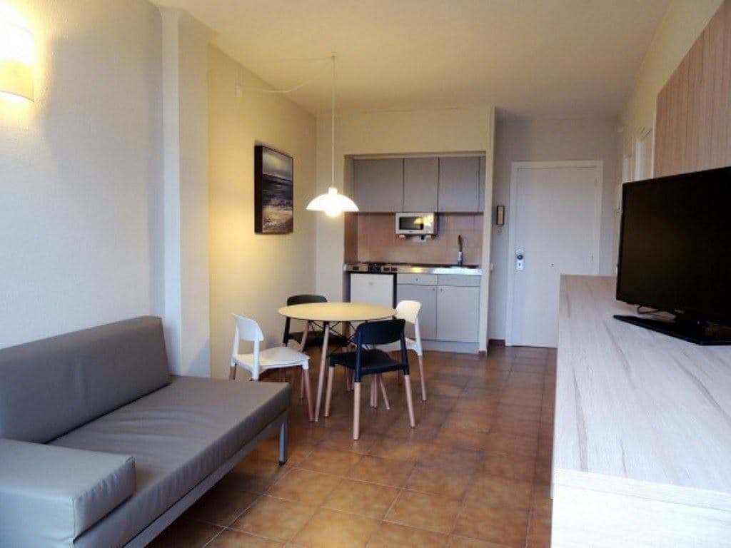 rooms-apartment-1-bedroom