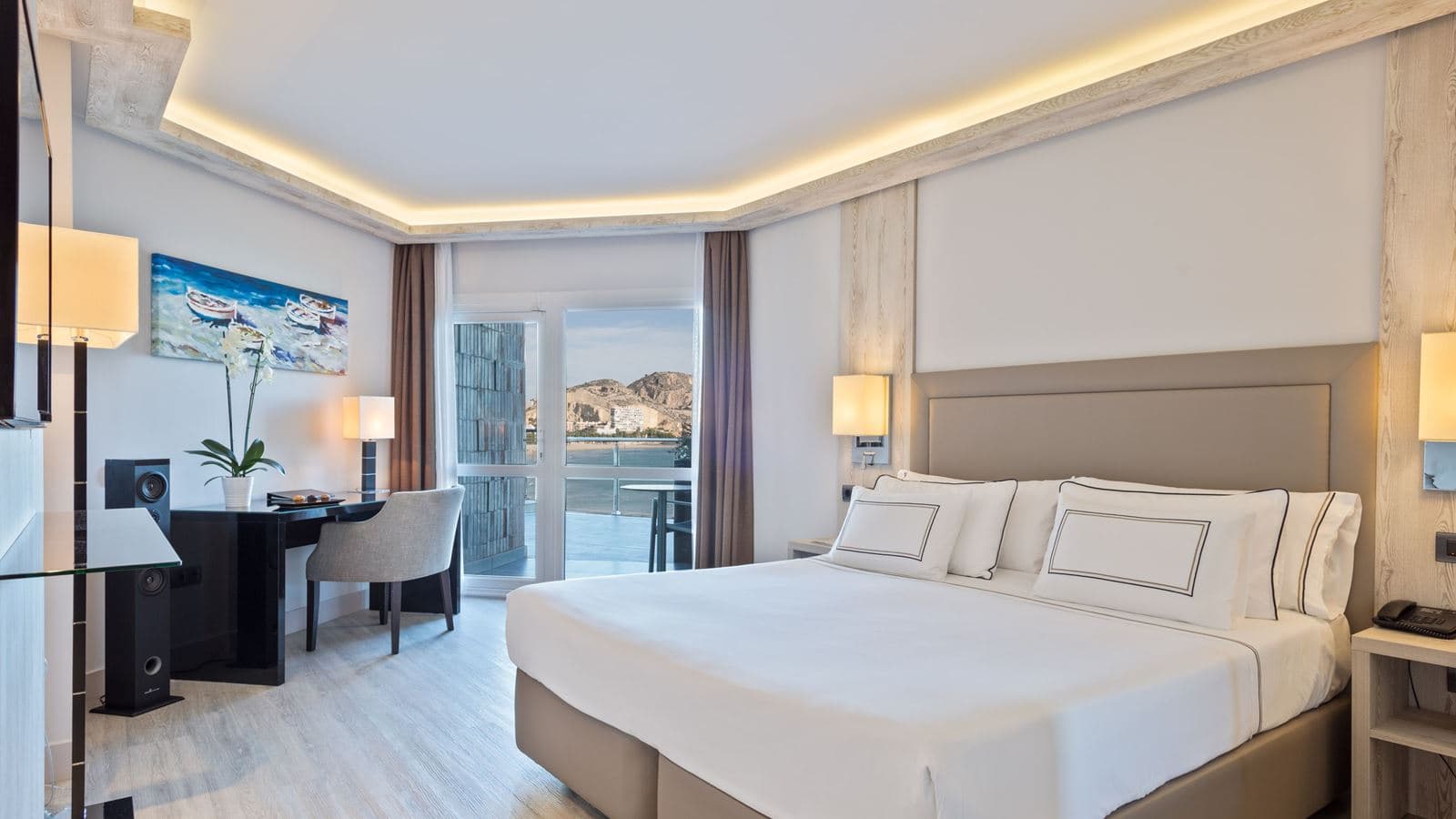 rooms-the-level-room-sea-view