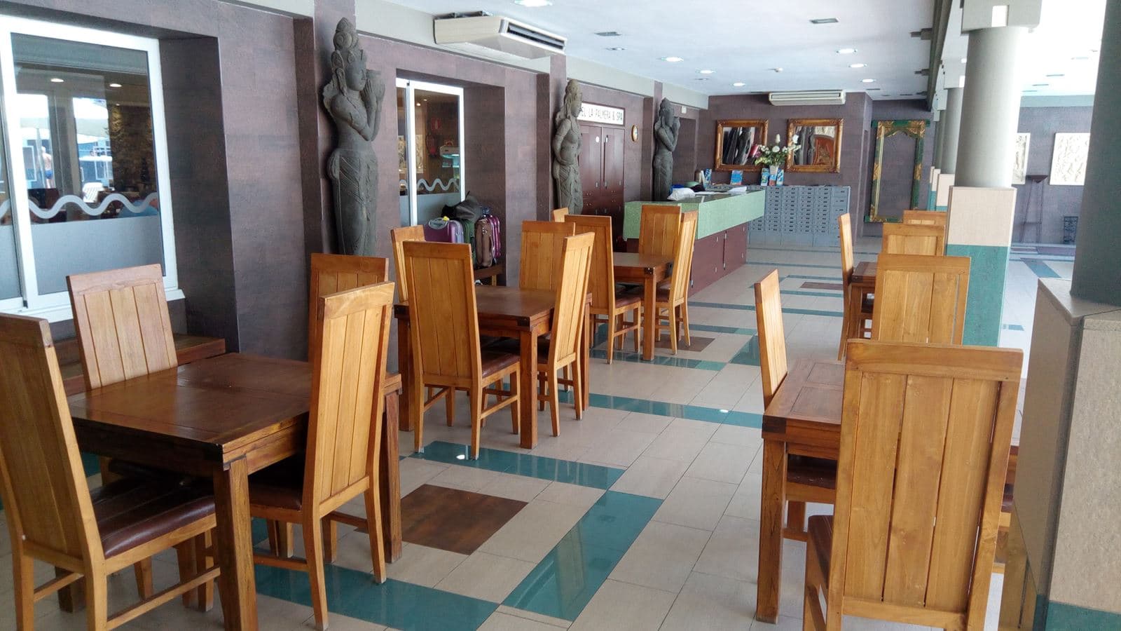 bars-lobby-bar