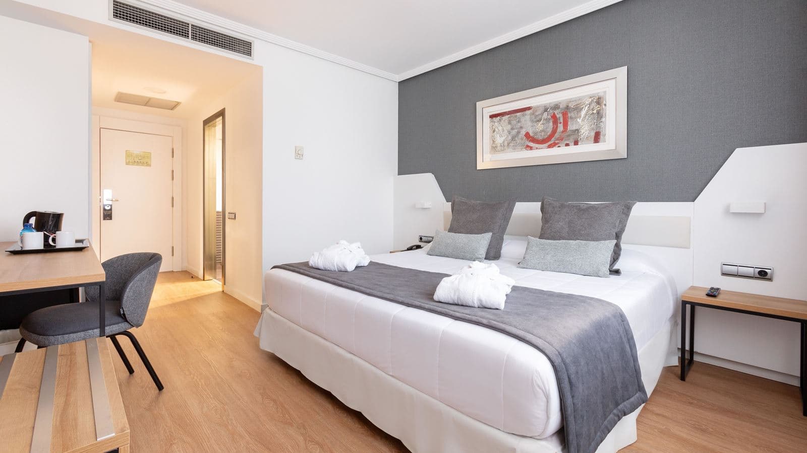 rooms-executive-room