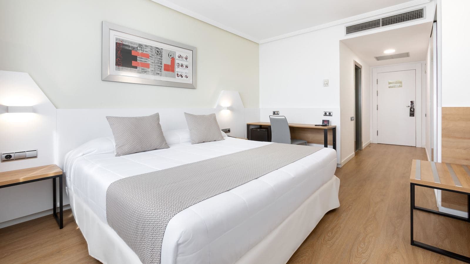 rooms-urban-room