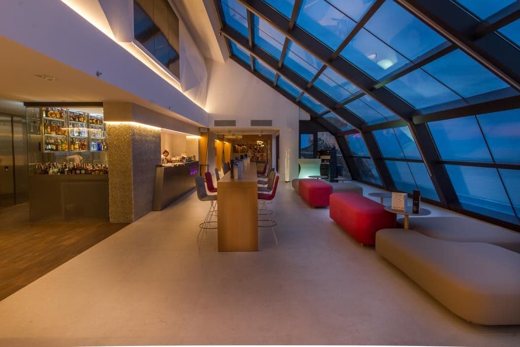 bars-sky-bar