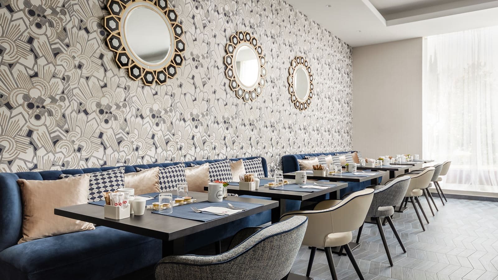 restaurants-restaurants
