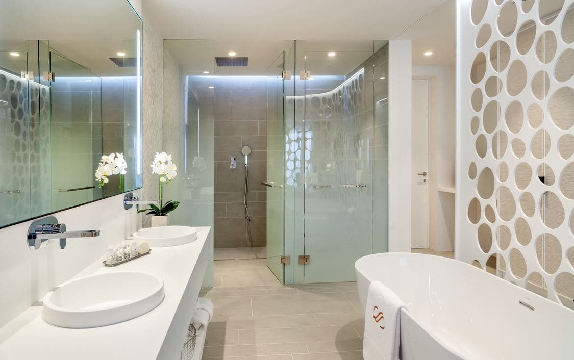 rooms-js--jr-suite-ocean-front