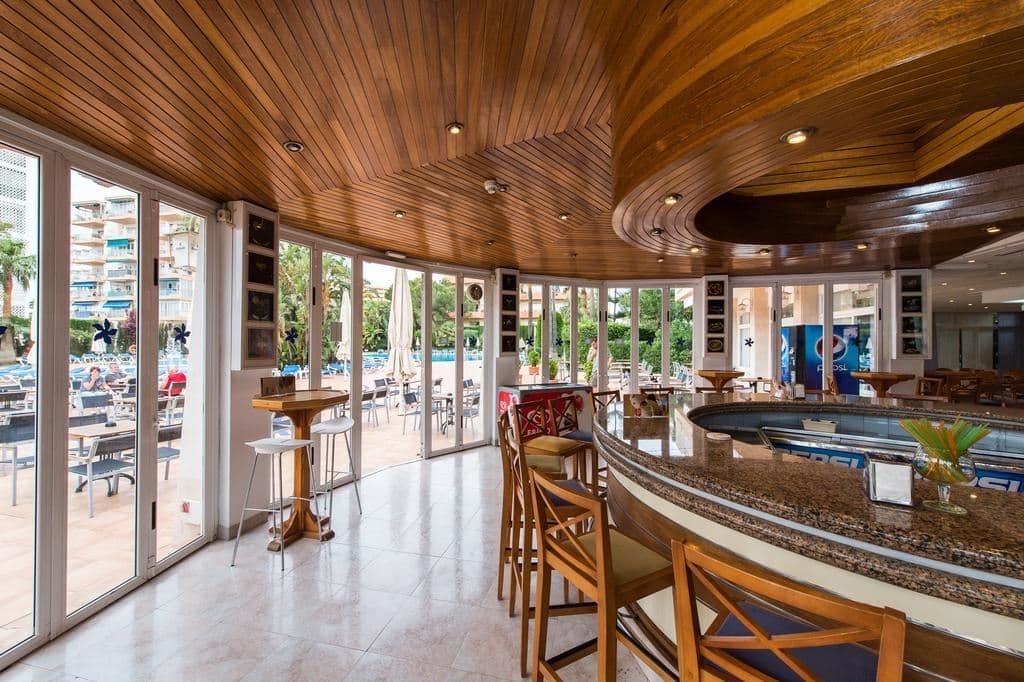bars-snack-bar