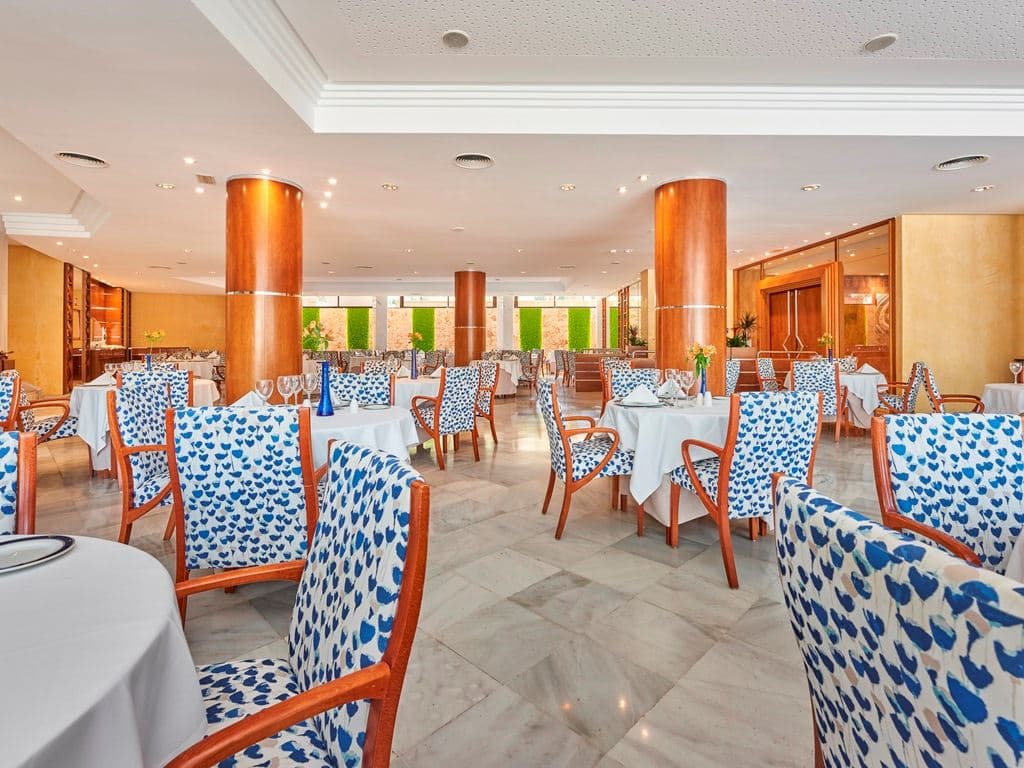 restaurants-restaurants
