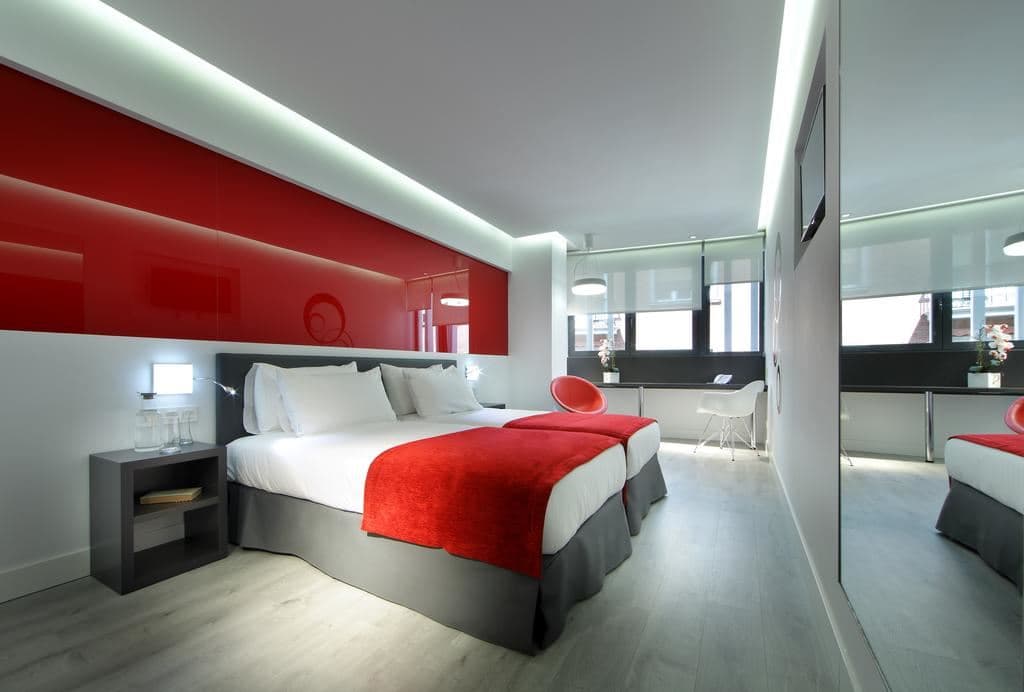 rooms-twin-room