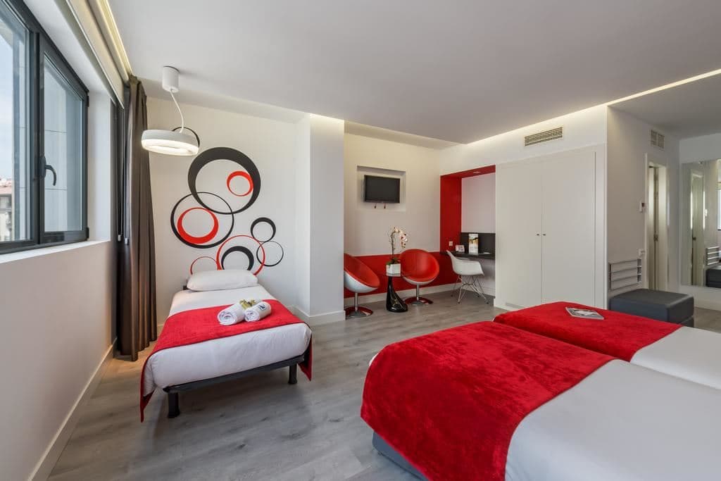 rooms-triple-room