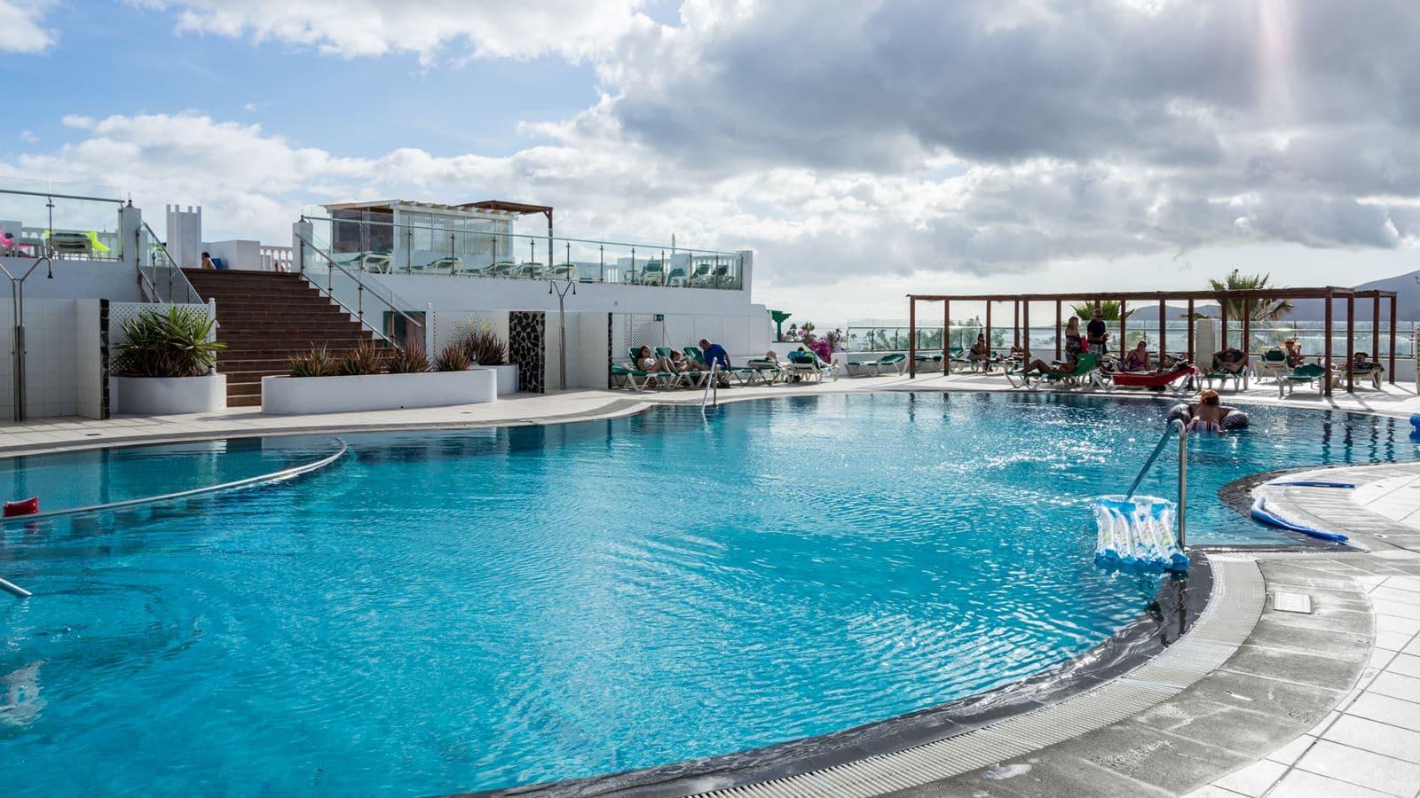 pools-outdoor-pool