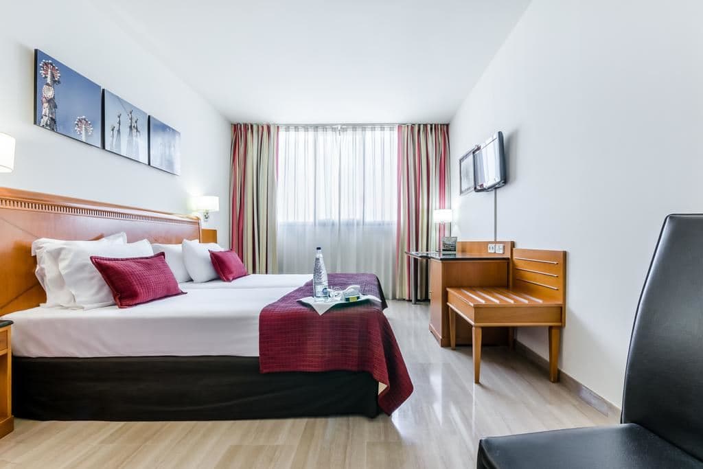 rooms-twin-room