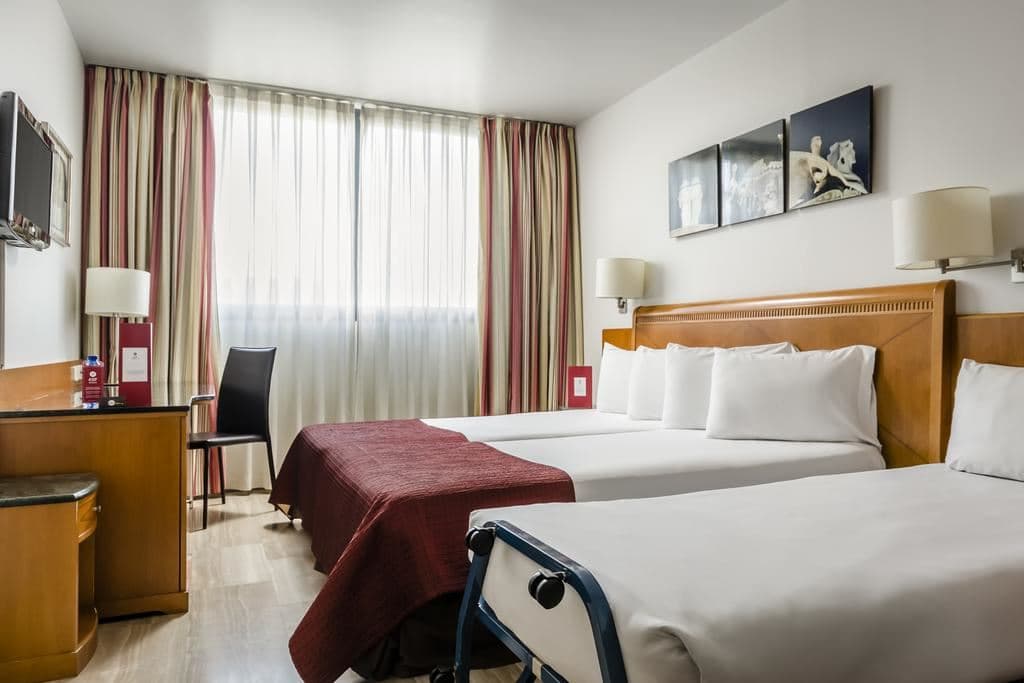 rooms-triple-room