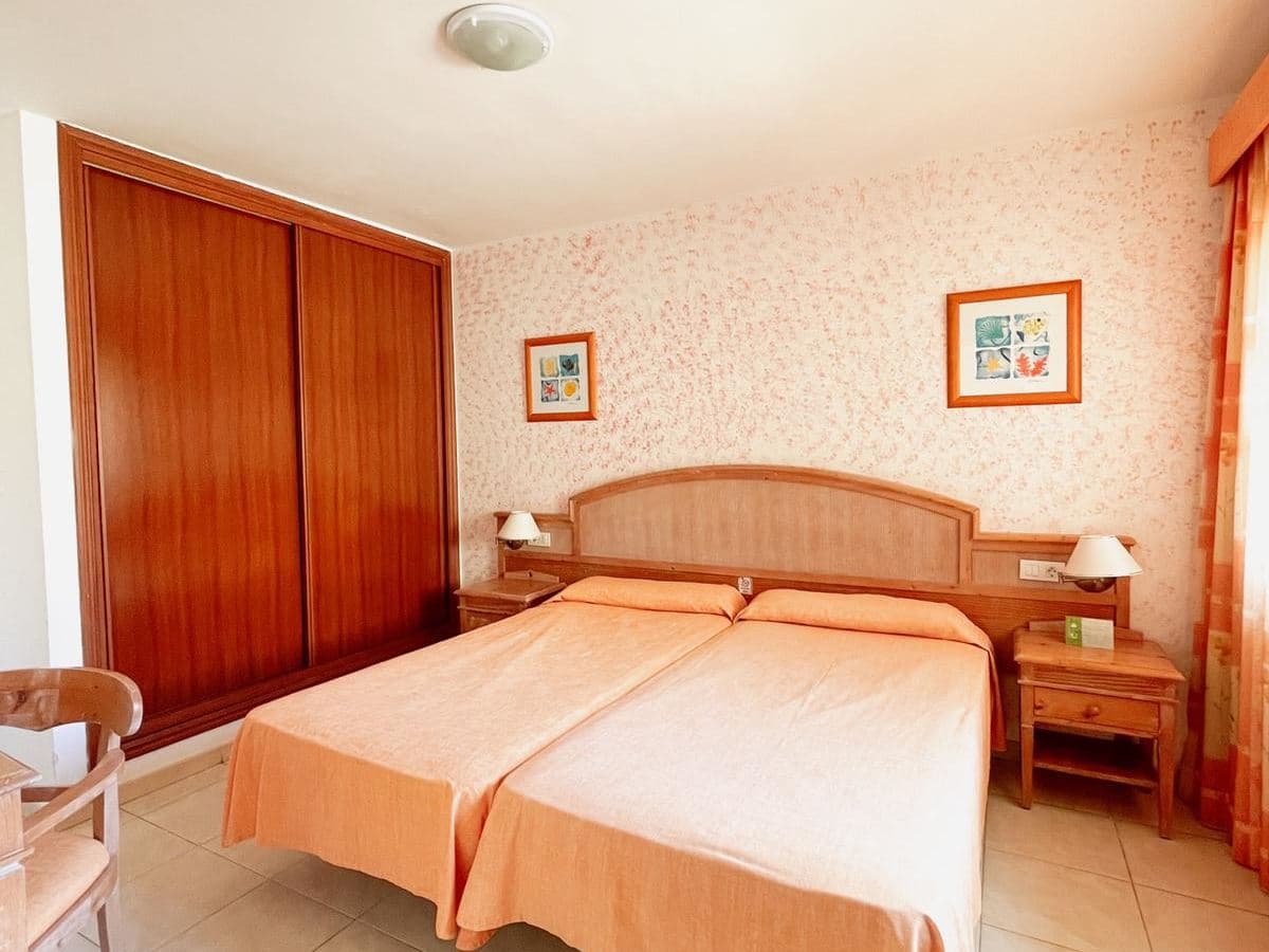 rooms-standard-room
