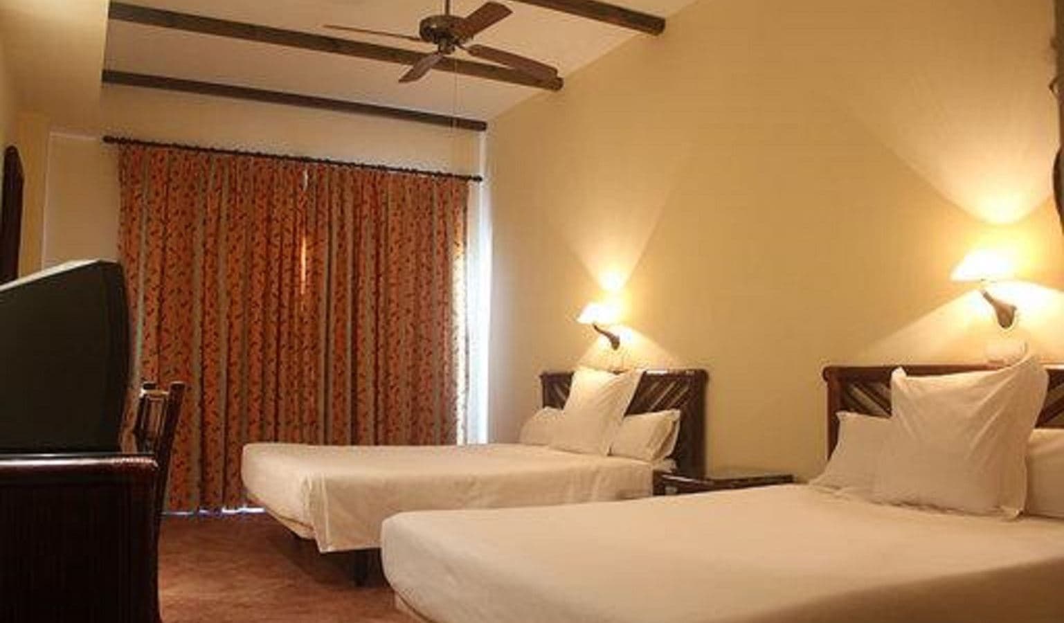 rooms-standard-double-room-with-2-children