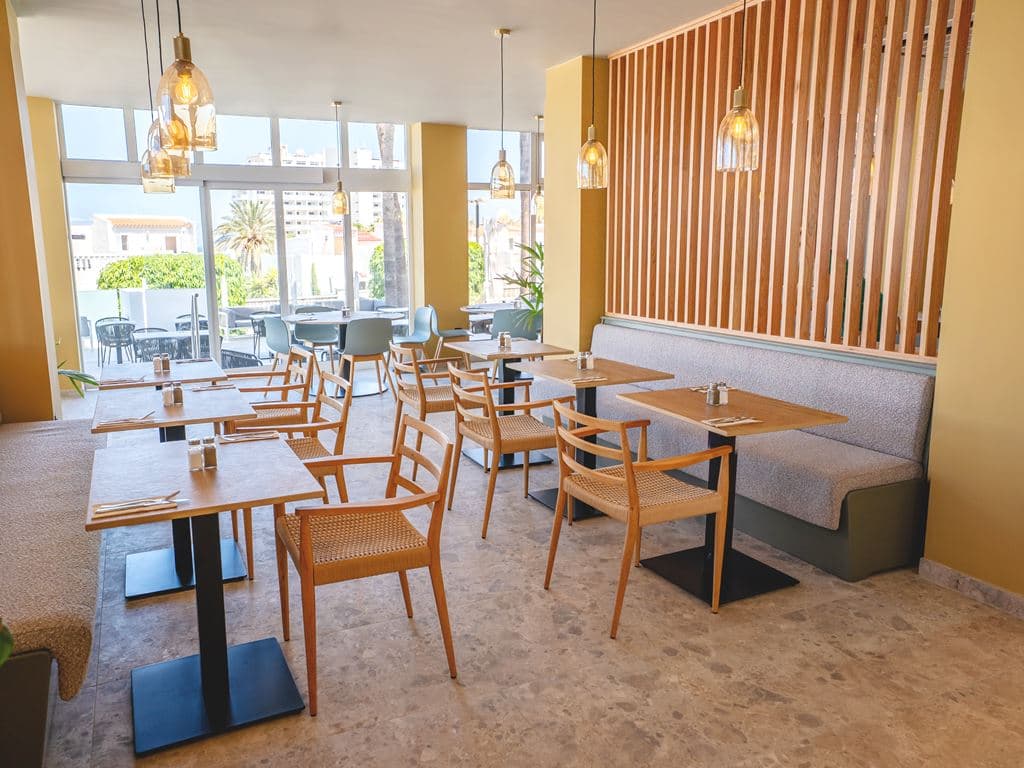 restaurants-restaurants