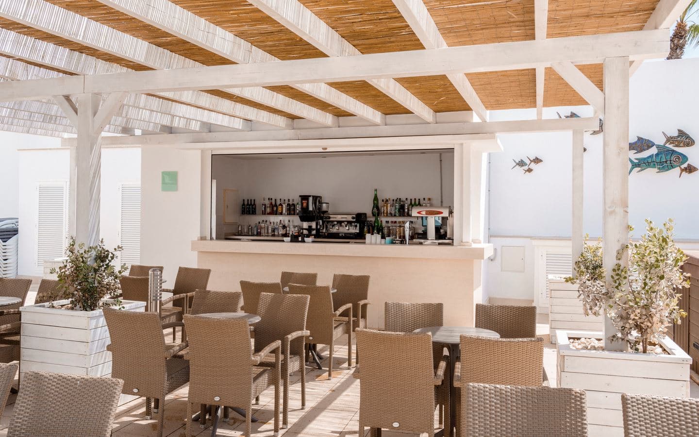 restaurants-fresco-pool-bar