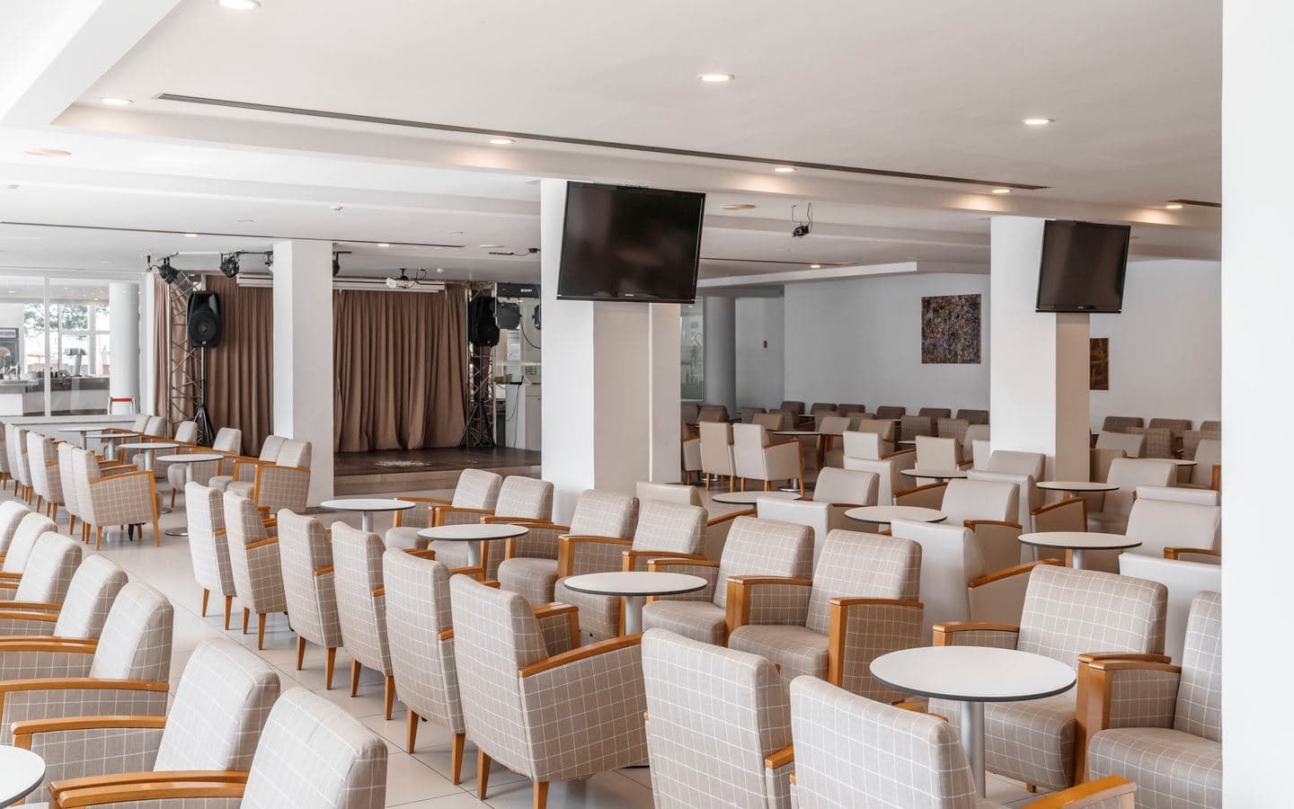 restaurants-fresco-pool-bar