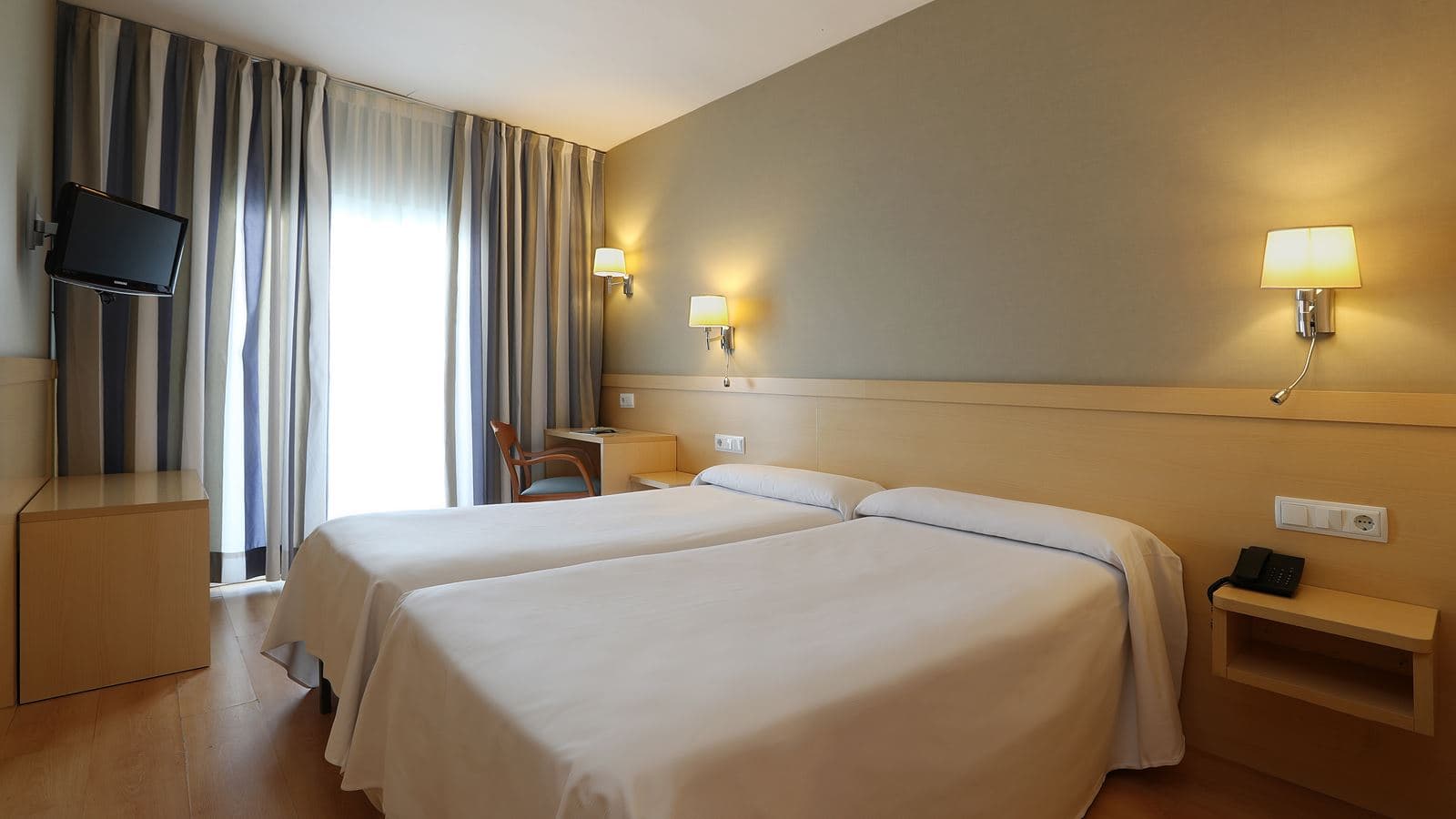 rooms-double-room