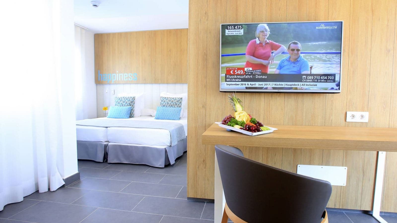 rooms-1-bedroom-suite-seaview-balcony