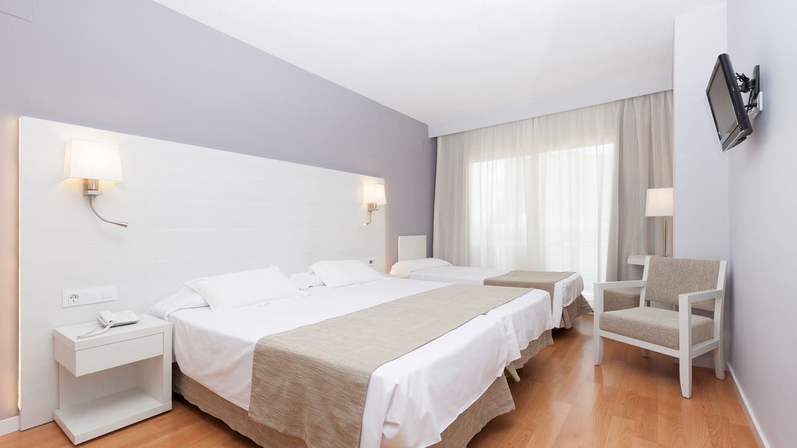 rooms-twin-room-extra-bed