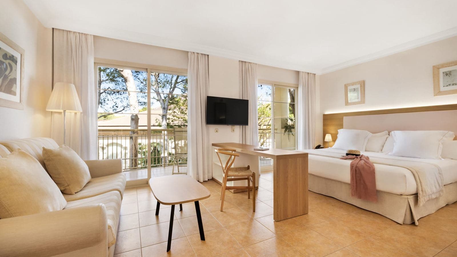 rooms-junior-suite