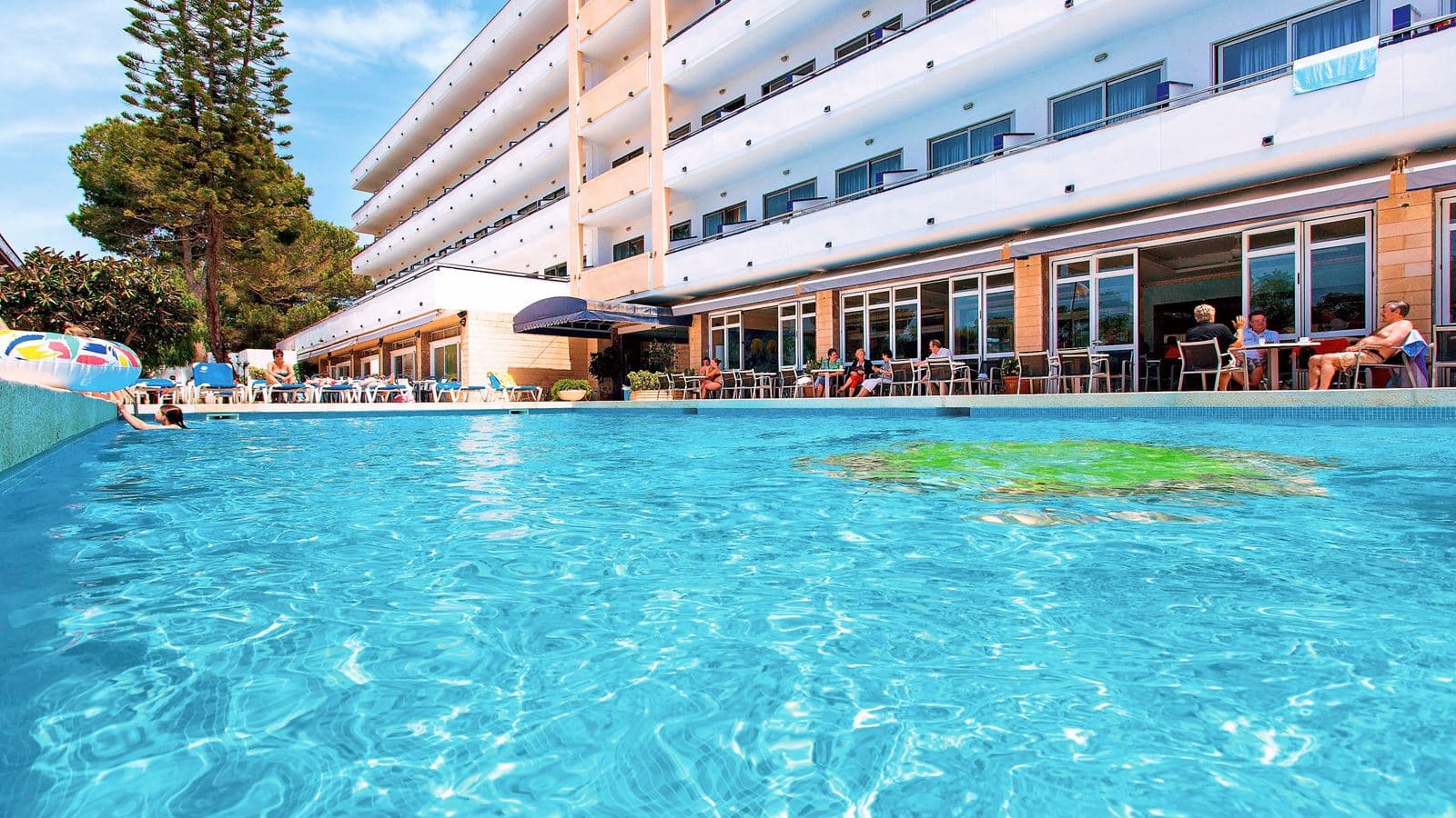 pools-outdoor-pool