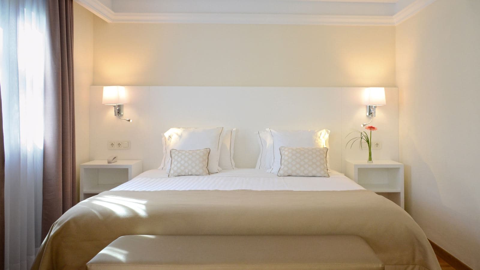 rooms-suite-2-bedrooms-balcon-or-terrace