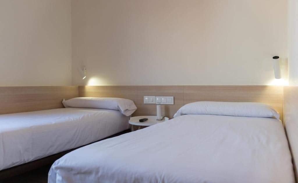 rooms-double-single-use-capacity-1