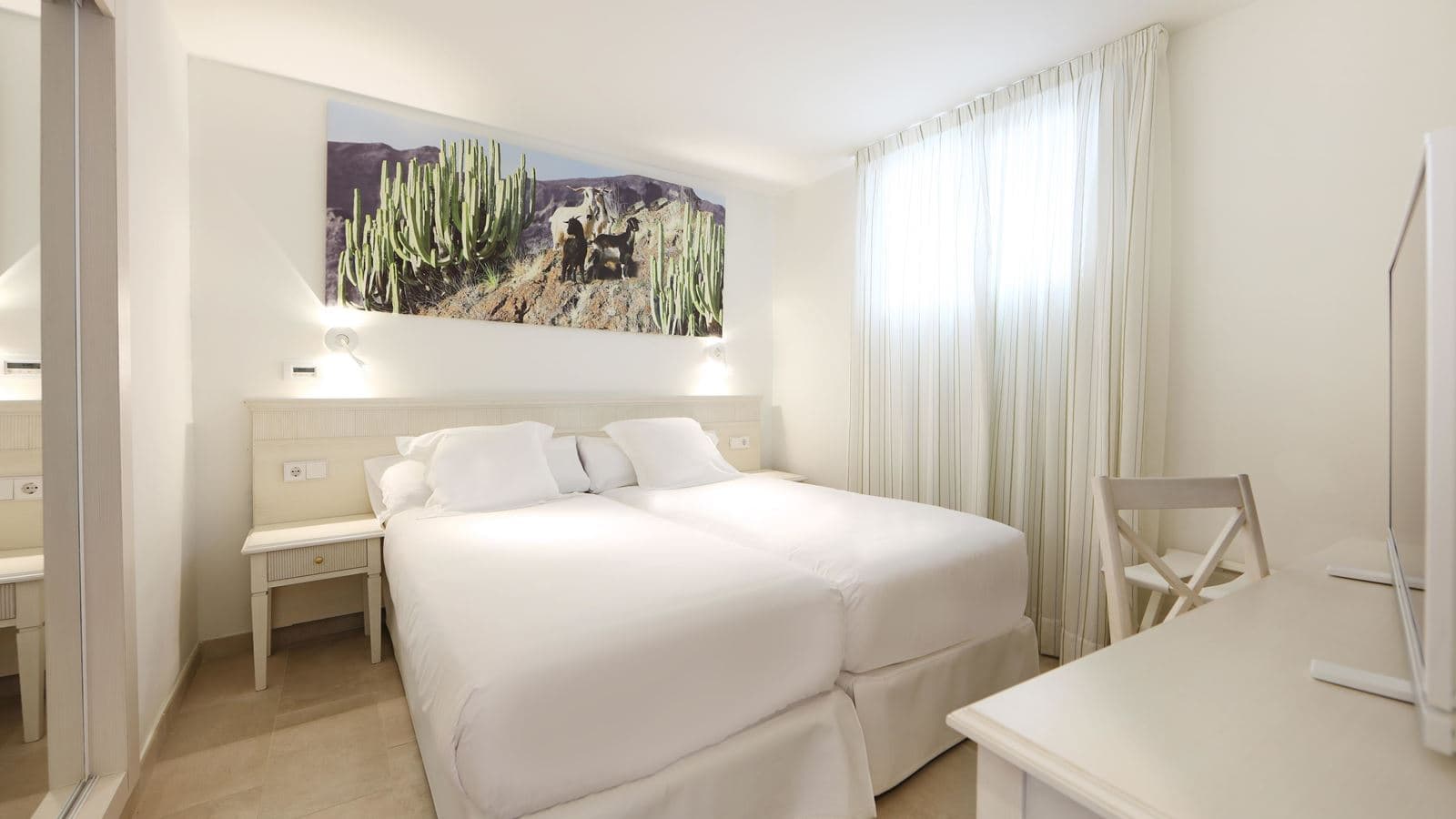 rooms-family-sea-view-a