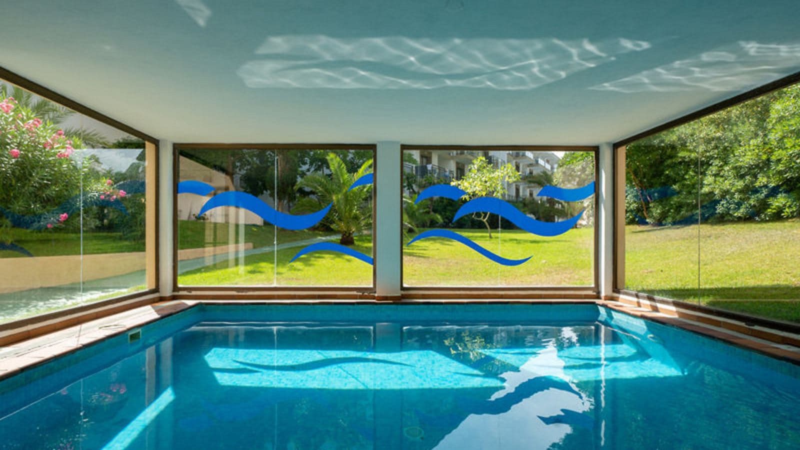 pools-indoor-pool