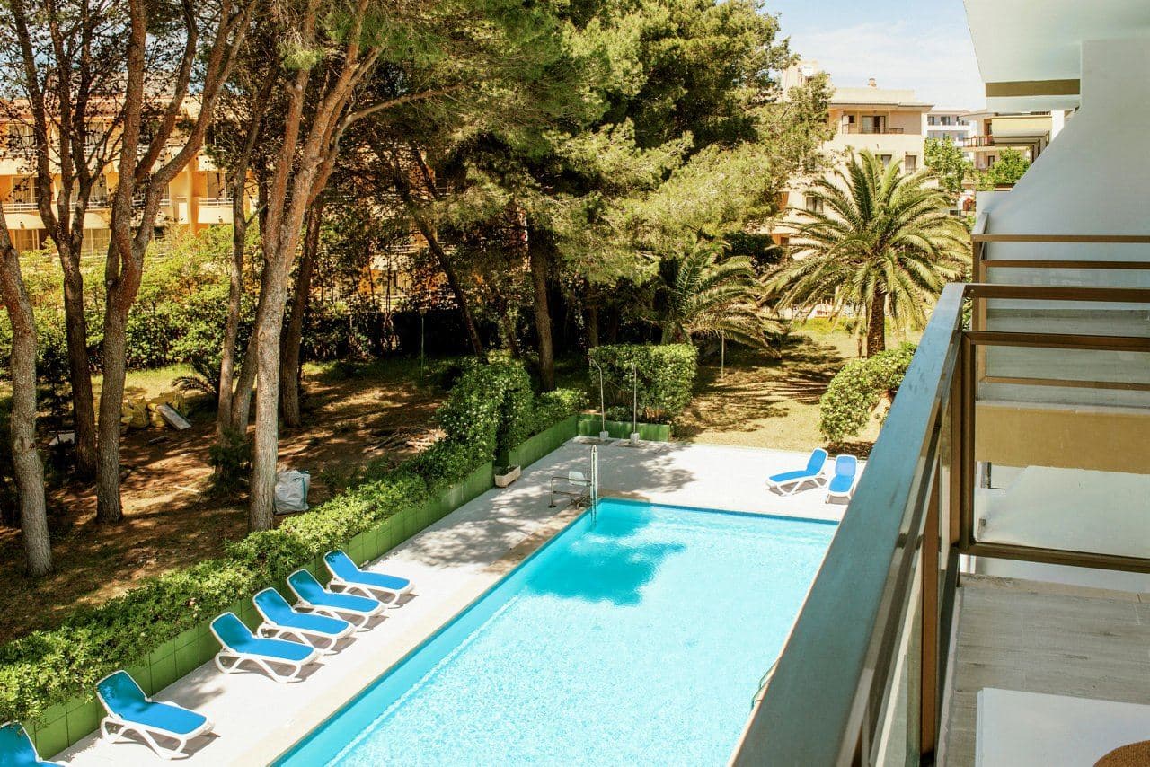 pools-outdoor-pool