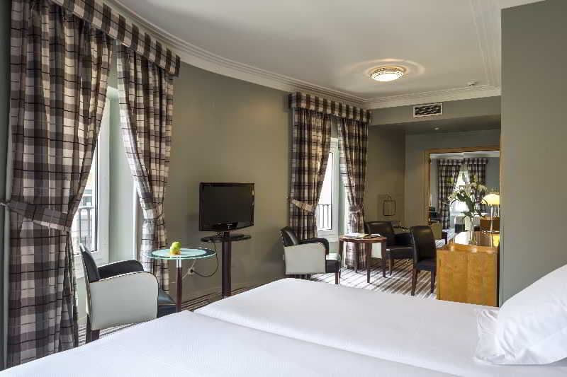 rooms-junior-suite-standard