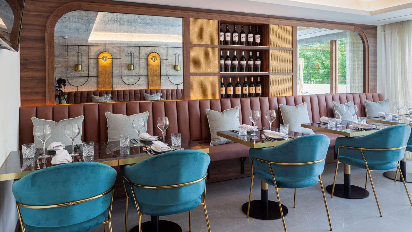 restaurants-lounge