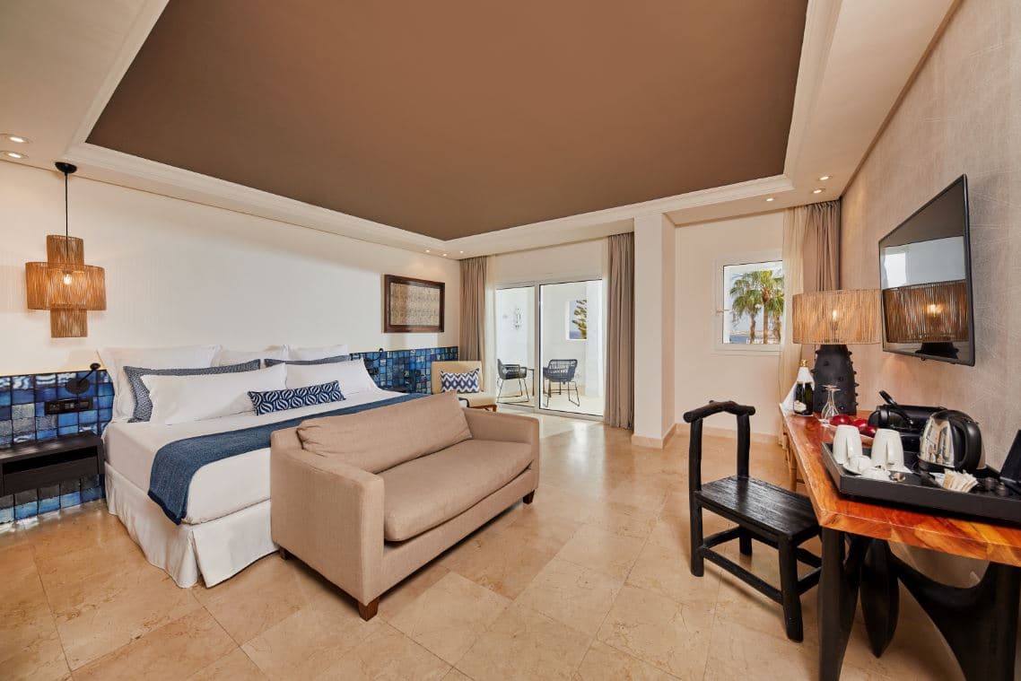 rooms-preffered-club-junior-suite-inland-view